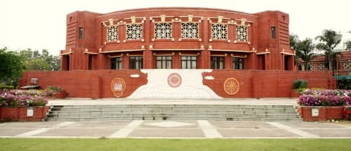 Indian Institute Of Management - Lucknow